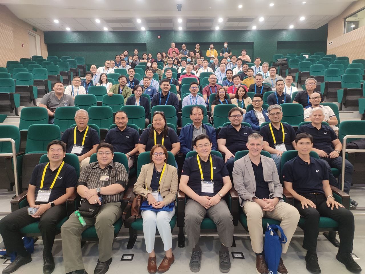 Surgeons in the Philippines meet to discuss multidisciplinary care for patients with fragility fractures